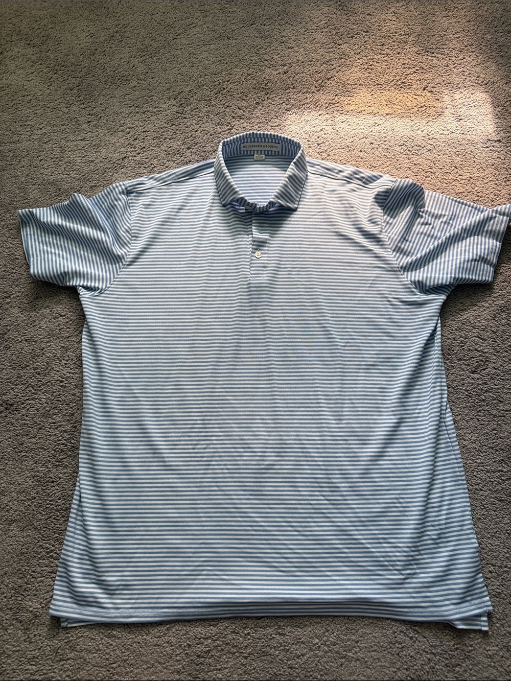 Holderness & Bourne - A Men's Striped Polo Shirt - Light Blue/White